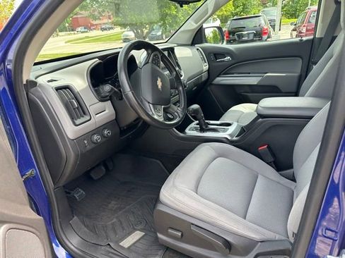 Used 2017 Chevrolet Colorado LT w/ LT Convenience Package AWD/4WD image 13