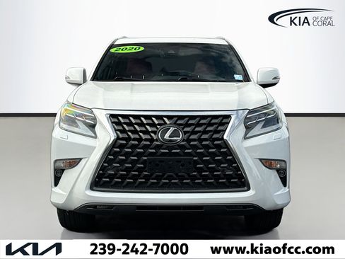 Used 2020 Lexus GX 460 Premium w/ Premium Package image 8