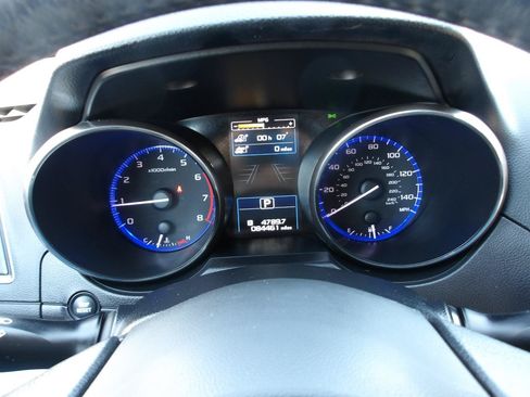 Used 2017 Subaru Outback 2.5i Premium AWD/4WD image 17