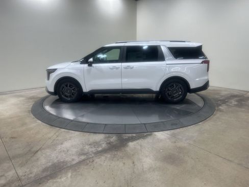 New 2026 Kia Carnival EX image 8