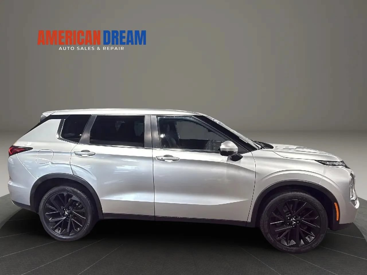 Used 2022 Mitsubishi Outlander SE AWD/4WD image 5