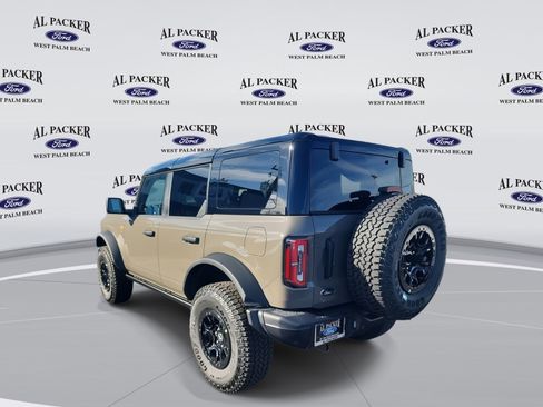 New 2025 Ford Bronco Badlands w/ Sasquatch Package image 3