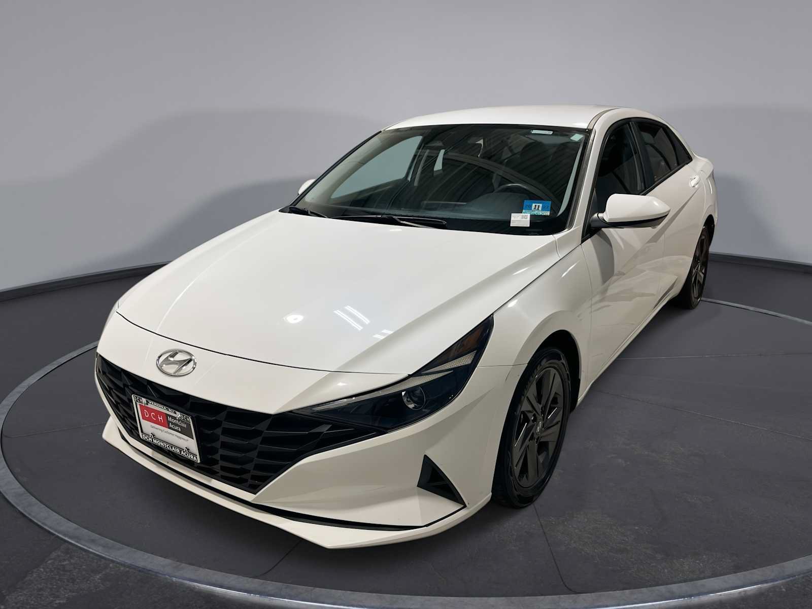 Used 2021 Hyundai Elantra SEL FWD image 1