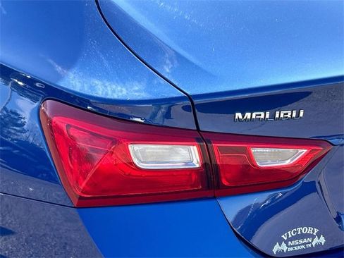 Used 2023 Chevrolet Malibu LT image 12