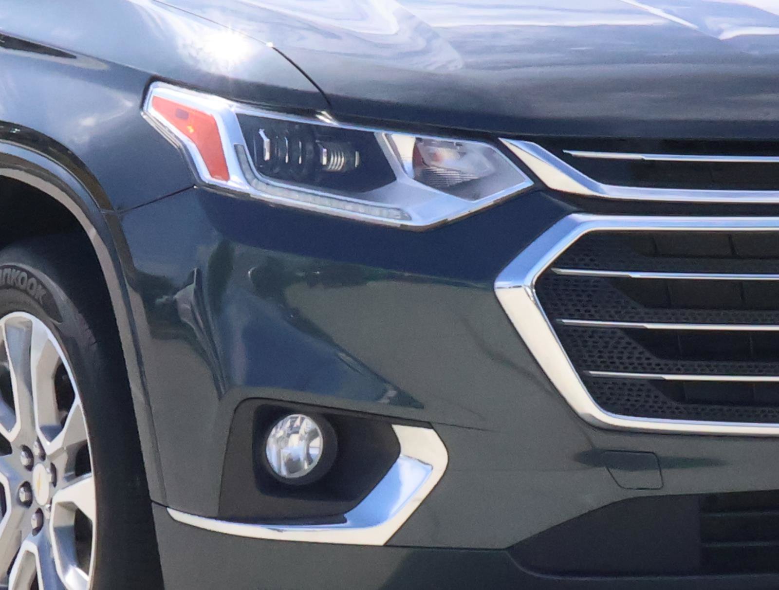 Used 2020 Chevrolet Traverse Premier FWD image 8