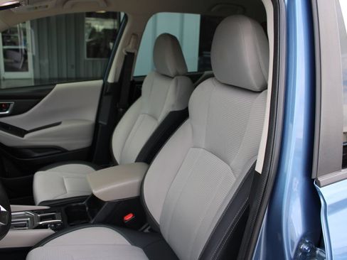 Used 2023 Subaru Forester AWD/4WD image 35