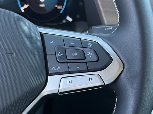 New 2026 Volkswagen Atlas SE image 12