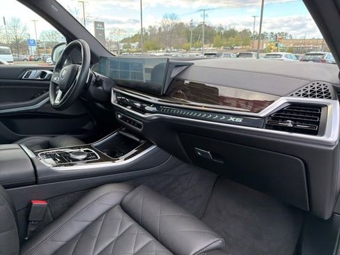 Used 2024 BMW X5 xDrive40i image 41