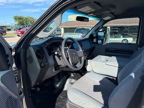 Used 2016 Ford F250 XL w/ XL Value Package image 16