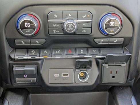 Used 2021 Chevrolet Silverado 1500 RST w/ All Star Edition Plus image 22