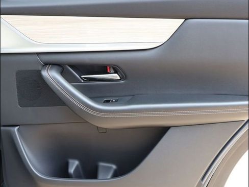New 2026 MAZDA CX-70 SC Plus AWD/4WD image 14