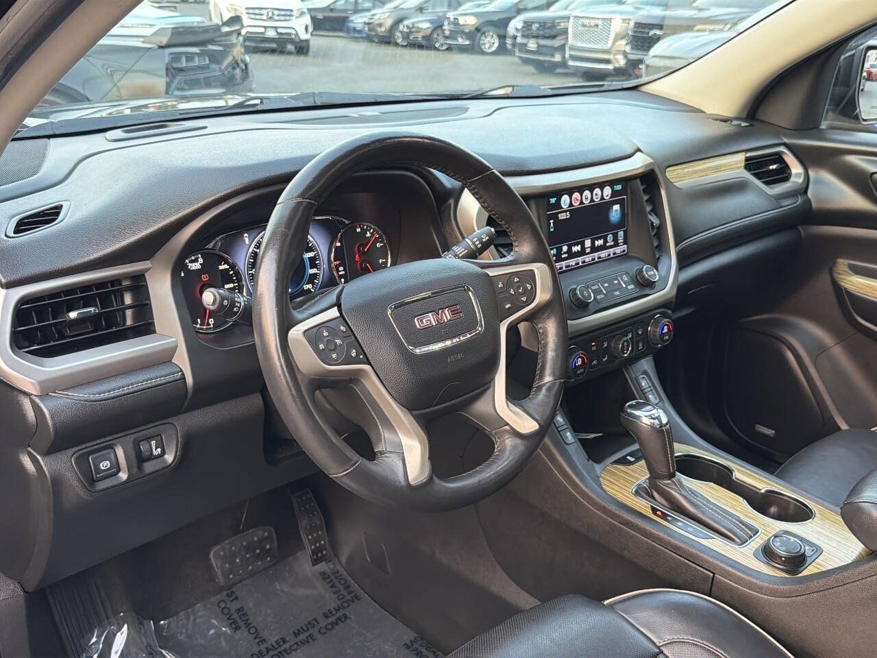Used 2017 GMC Acadia Denali AWD/4WD image 36