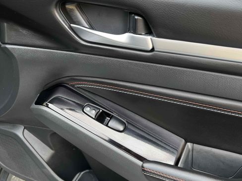 Used 2023 Nissan Altima 2.5 SR w/ SR Premium Package image 67