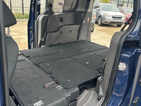 Used 2020 Ford Transit Connect XL image 35