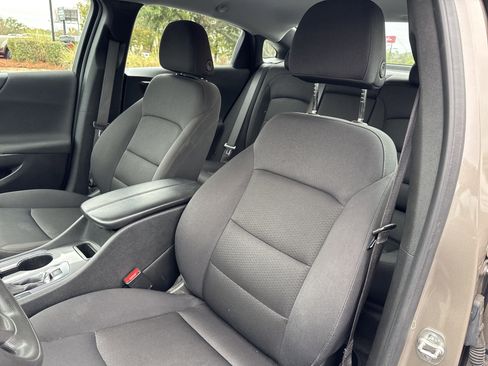 Used 2024 Chevrolet Malibu LT image 14