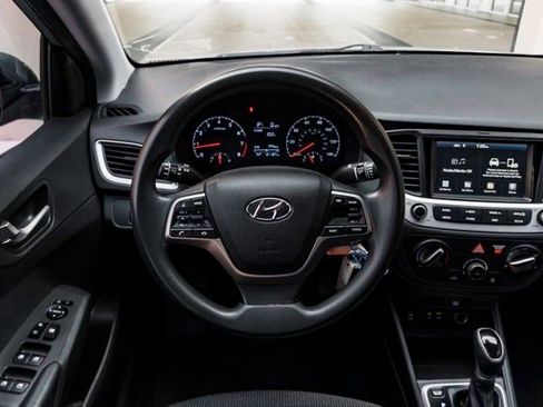 Used 2021 Hyundai Accent SEL image 24