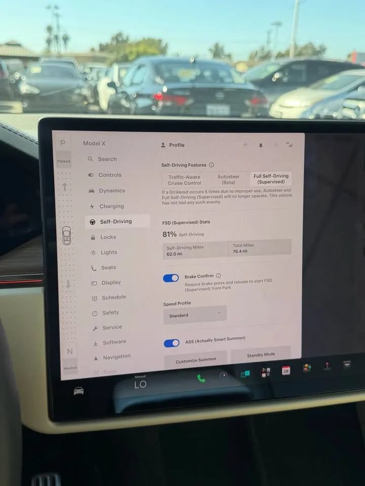 Used 2026 Tesla Model X AWD/4WD image 13
