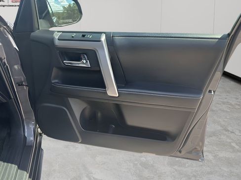 Used 2023 Toyota 4Runner SR5 Premium image 13