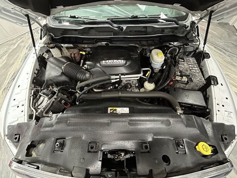 Used 2018 RAM 2500 Tradesman w/ Chrome Appearance Group image 49