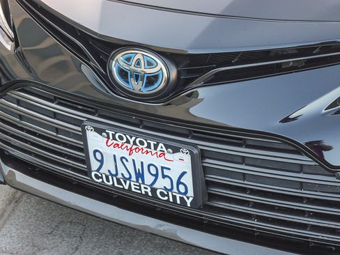 Certified 2024 Toyota Camry XLE w/ Navigation Package FWD image 6