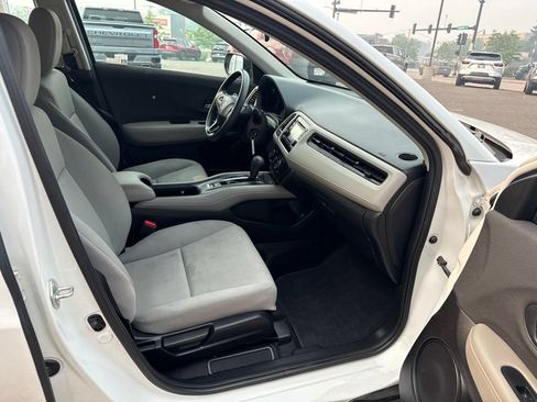 Used 2022 Honda HR-V LX image 34