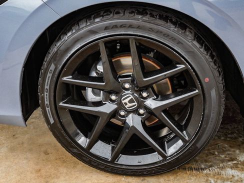 Used 2022 Honda Civic Sport image 12