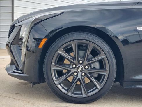 Used 2025 Cadillac CT5 Sport RWD image 8