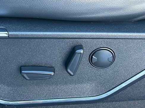 Certified 2024 Ford F150 Lariat image 39