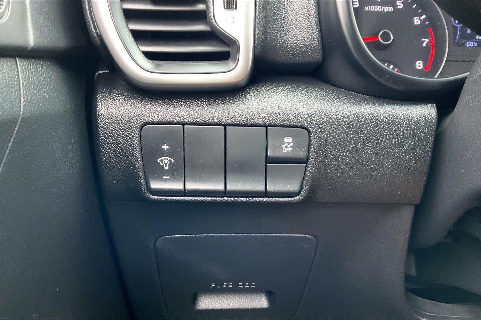 Used 2017 Kia Sportage LX w/ LX Popular Package FWD image 32