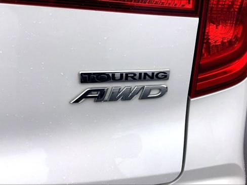 Used 2017 Honda Pilot Touring image 9