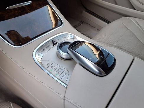 Used 2015 Mercedes-Benz S 550 Sedan w/ Sport Package image 18