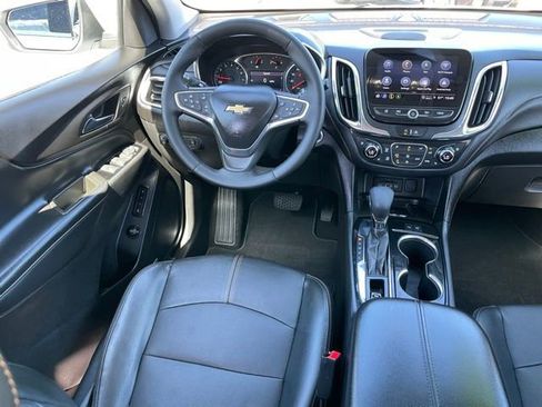 Used 2023 Chevrolet Equinox Premier AWD/4WD image 11