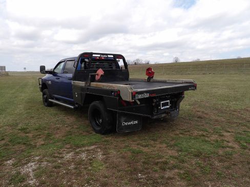 Used 2017 RAM 3500 Tradesman w/ Chrome Appearance Group image 8