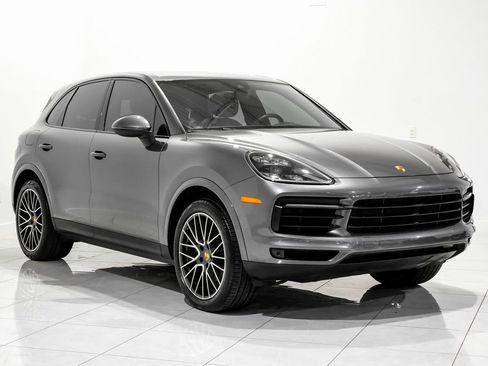 Used 2019 Porsche Cayenne image 3