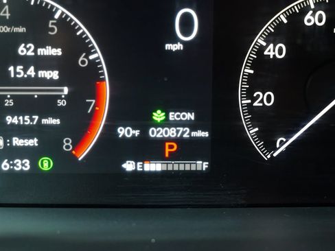 Used 2025 Honda Pilot EX-L image 49