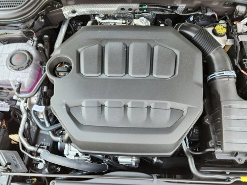 New 2026 Volkswagen GTI SE FWD image 19
