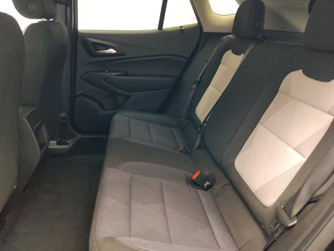Used 2025 Chevrolet Trax LS FWD image 18