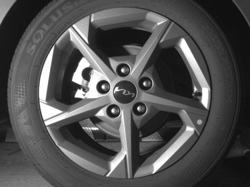 Used 2025 Kia K4 FWD image 15