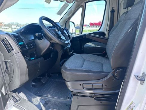 Used 2022 RAM ProMaster 2500 w/ Premium Convenience Group (A) FWD image 12