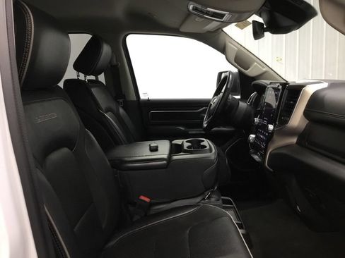 Used 2022 RAM 1500 Laramie w/ Off-Road Group AWD/4WD image 21
