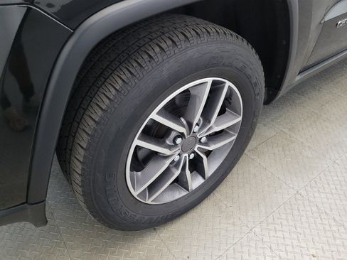Used 2020 Jeep Grand Cherokee Limited w/ Luxury Group II RWD image 31
