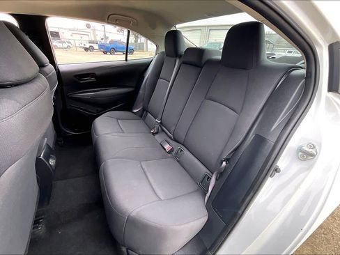 Used 2024 Toyota Corolla LE image 22