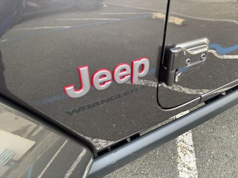 New 2026 Jeep Wrangler Unlimited Rubicon image 3