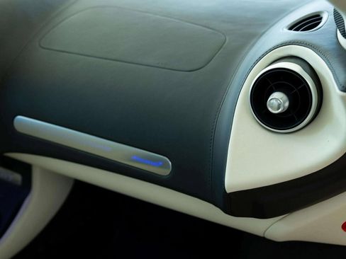 Used 2023 McLaren GT image 24