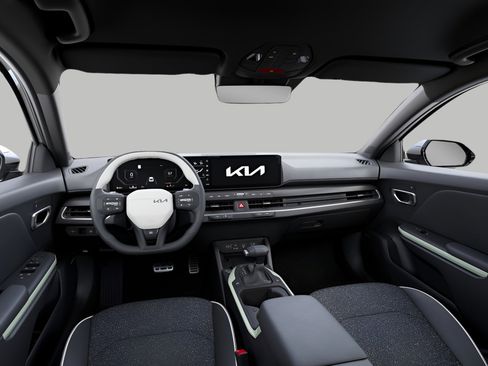 New 2025 Kia K4 GT-Line image 14