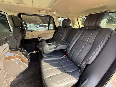 Used 2016 Land Rover Range Rover Long Wheelbase Autobiography image 27