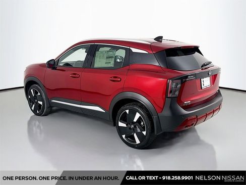 New 2026 Nissan Kicks SR w/ SR Premium Package image 7