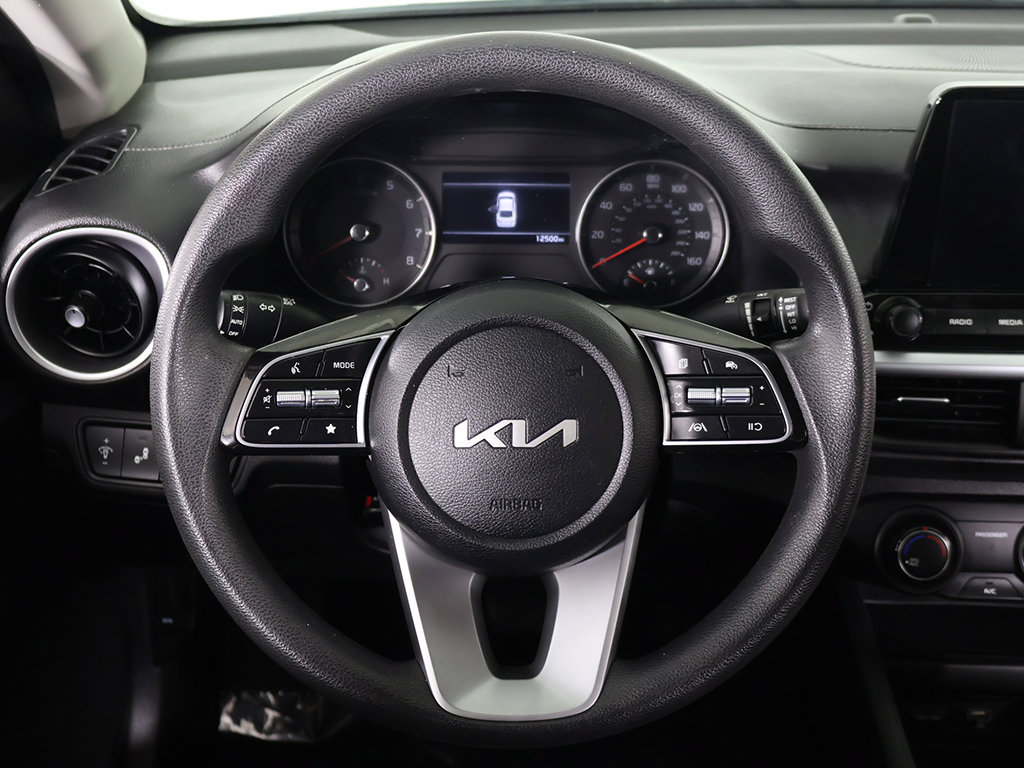 Used 2024 Kia Forte LXS w/ LXS Technology Package FWD image 35