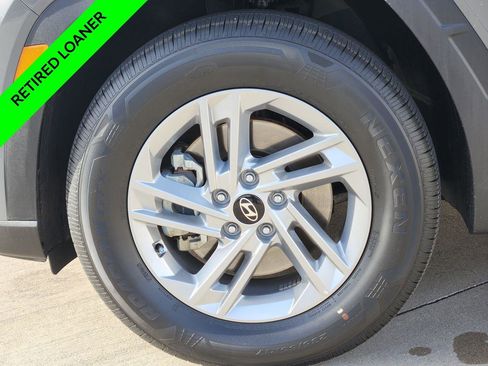 New 2026 Hyundai Tucson SE image 8