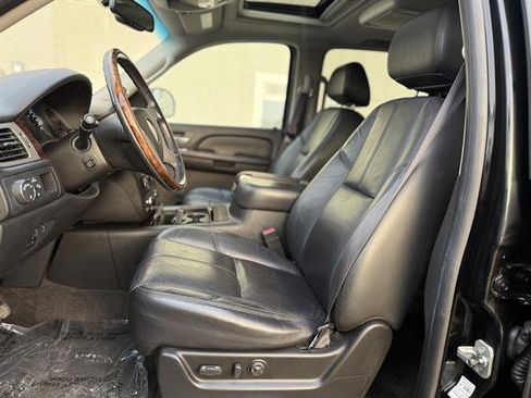 Used 2009 GMC Yukon XL Denali image 19